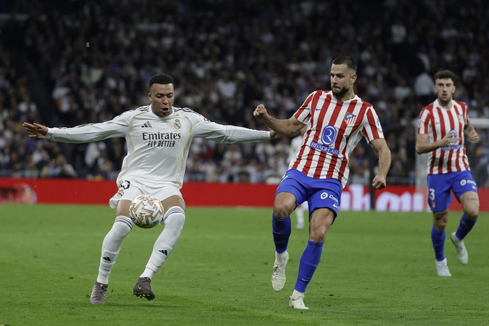 皇马赢球姆巴佩遭质疑 替补25分钟成焦点