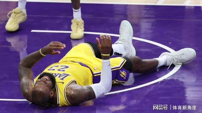 湖人主场惨败雷霆 伤病与内讧成败因