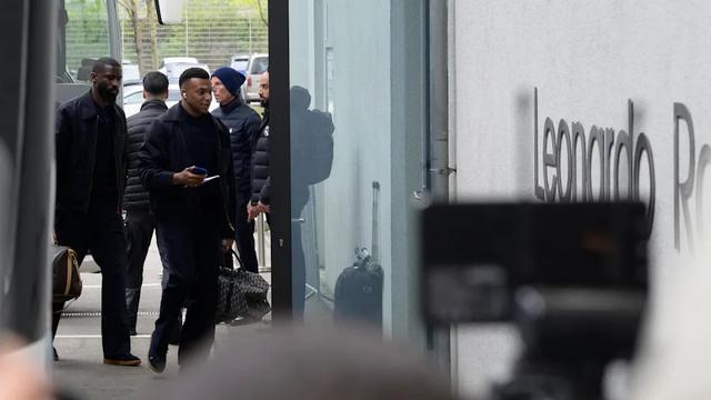 皇马慕尼黑备战：姆巴佩伤愈复出，球队入住四